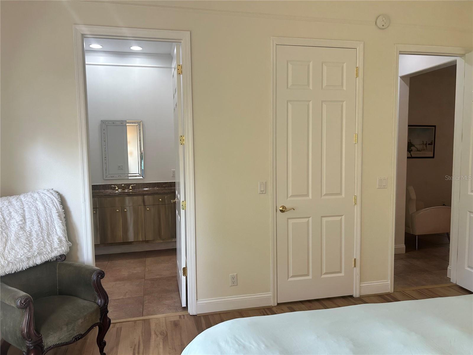 COUNTRY CREEK - Residential