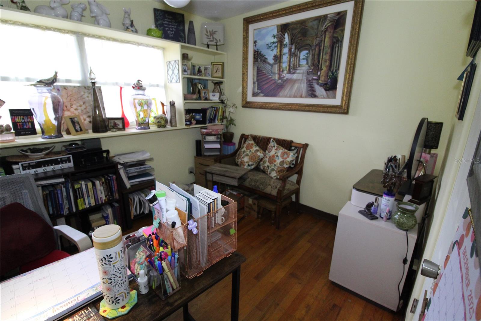 QUEEN ACRES - Residential