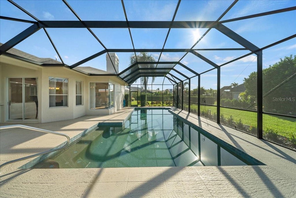 Photo of 4321 Presidential Avenue Circle E, Bradenton, FL 34203 (MLS # A4708907)