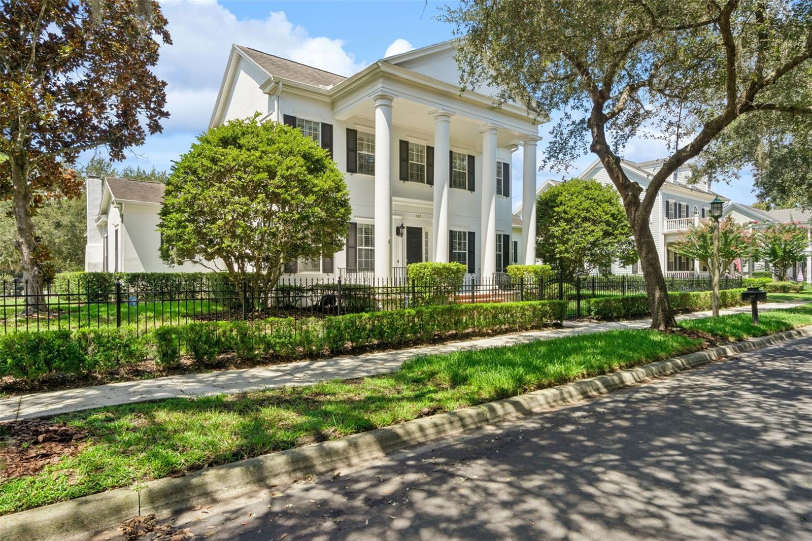 843 OAK SHADOWS ROAD