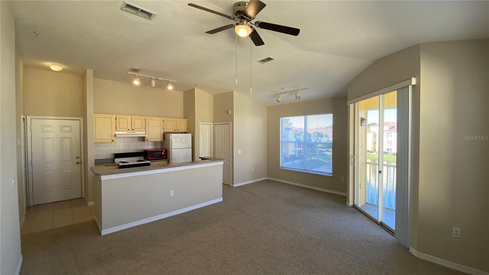 VISCONTI WEST - Residential Lease