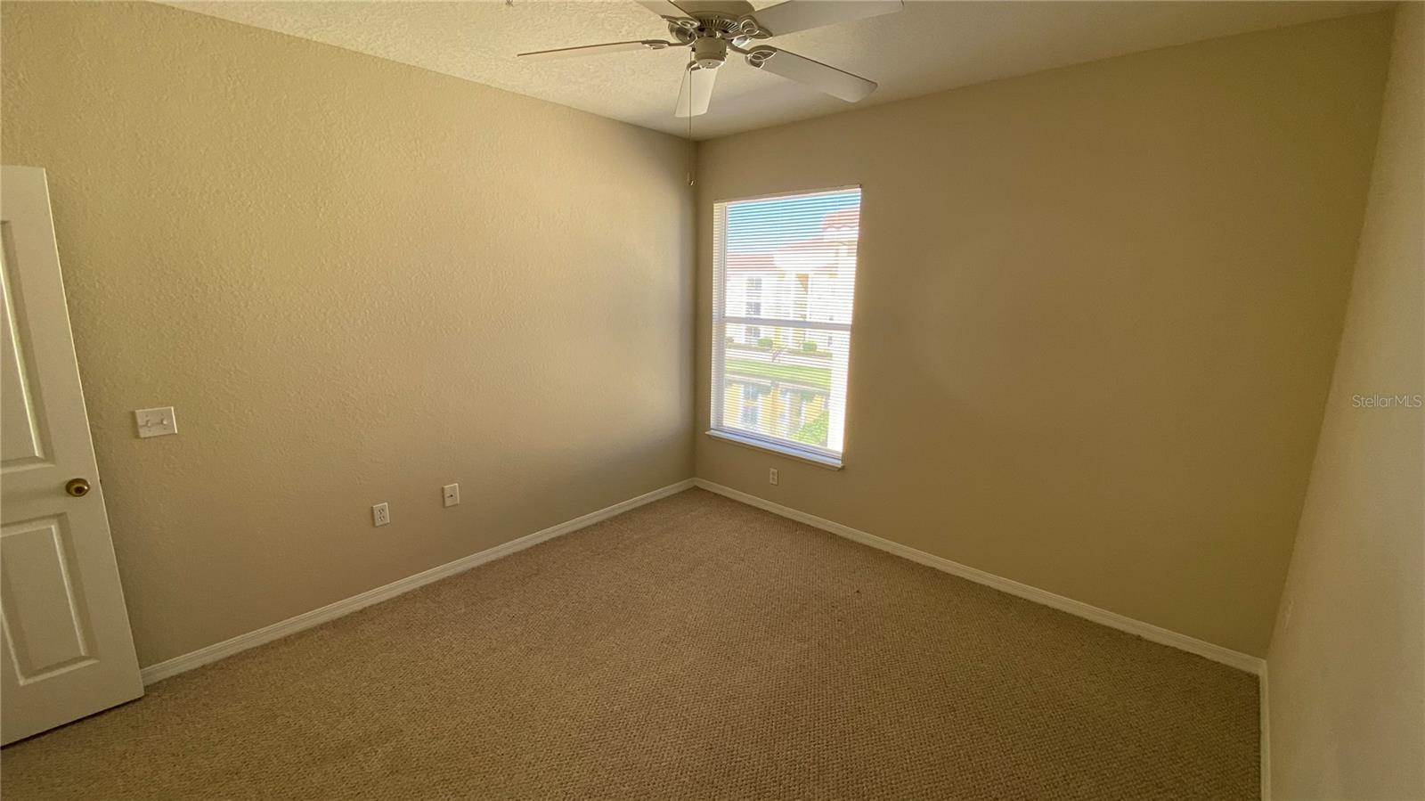 VISCONTI WEST - Residential Lease