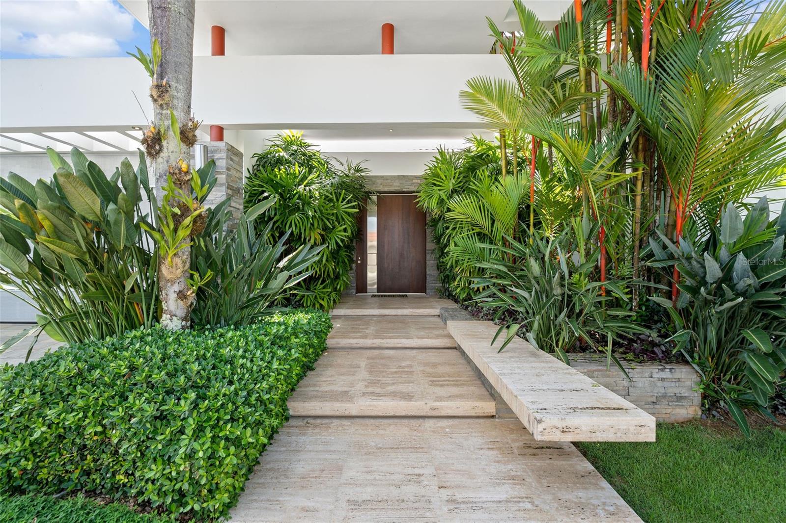 PASEO SAN JUAN - Residential