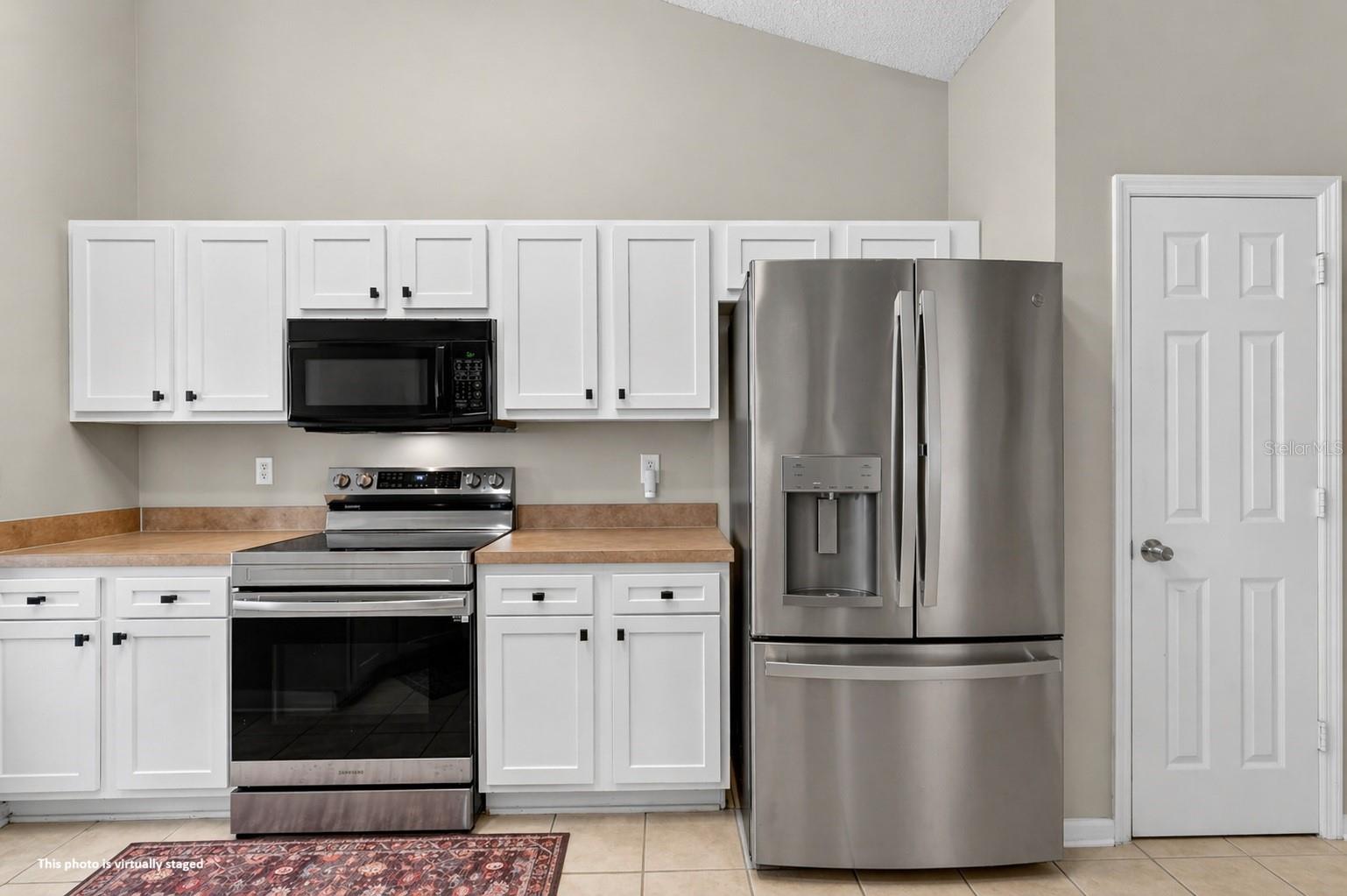 PALM COAST PARK LAKE VIEW SEC 37 - Residential