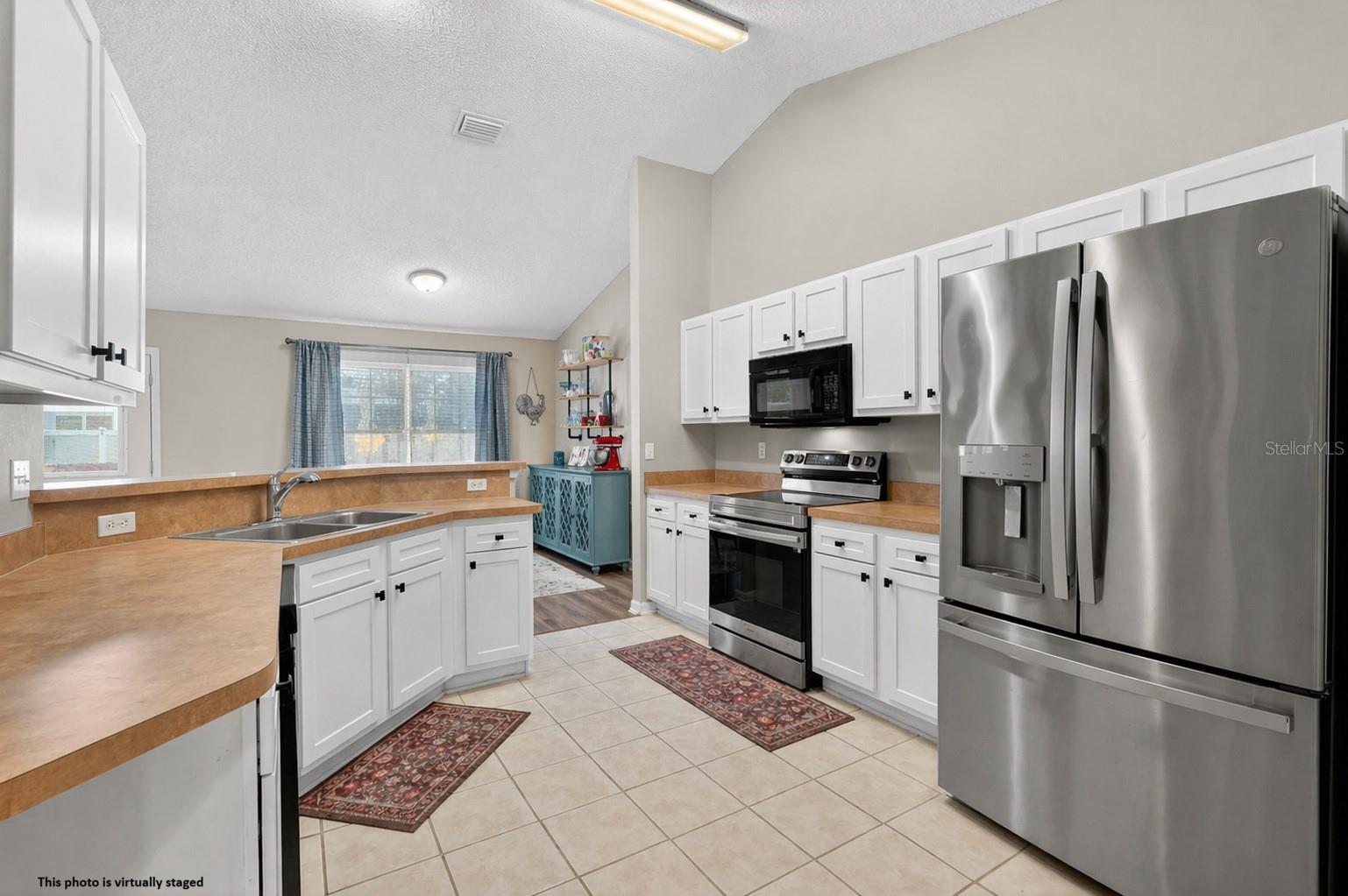 PALM COAST PARK LAKE VIEW SEC 37 - Residential