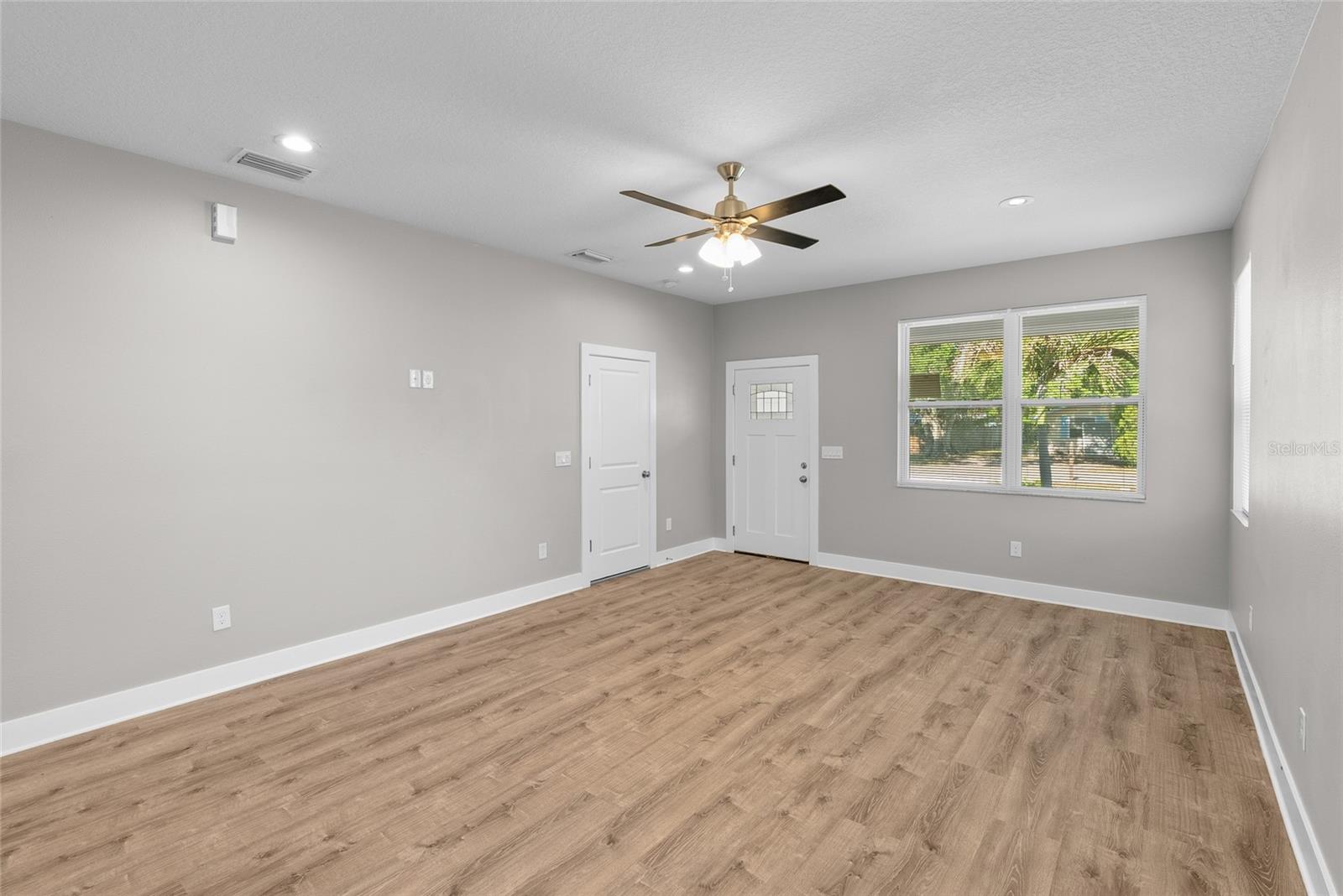 WASHINGTON TERRACE - Residential