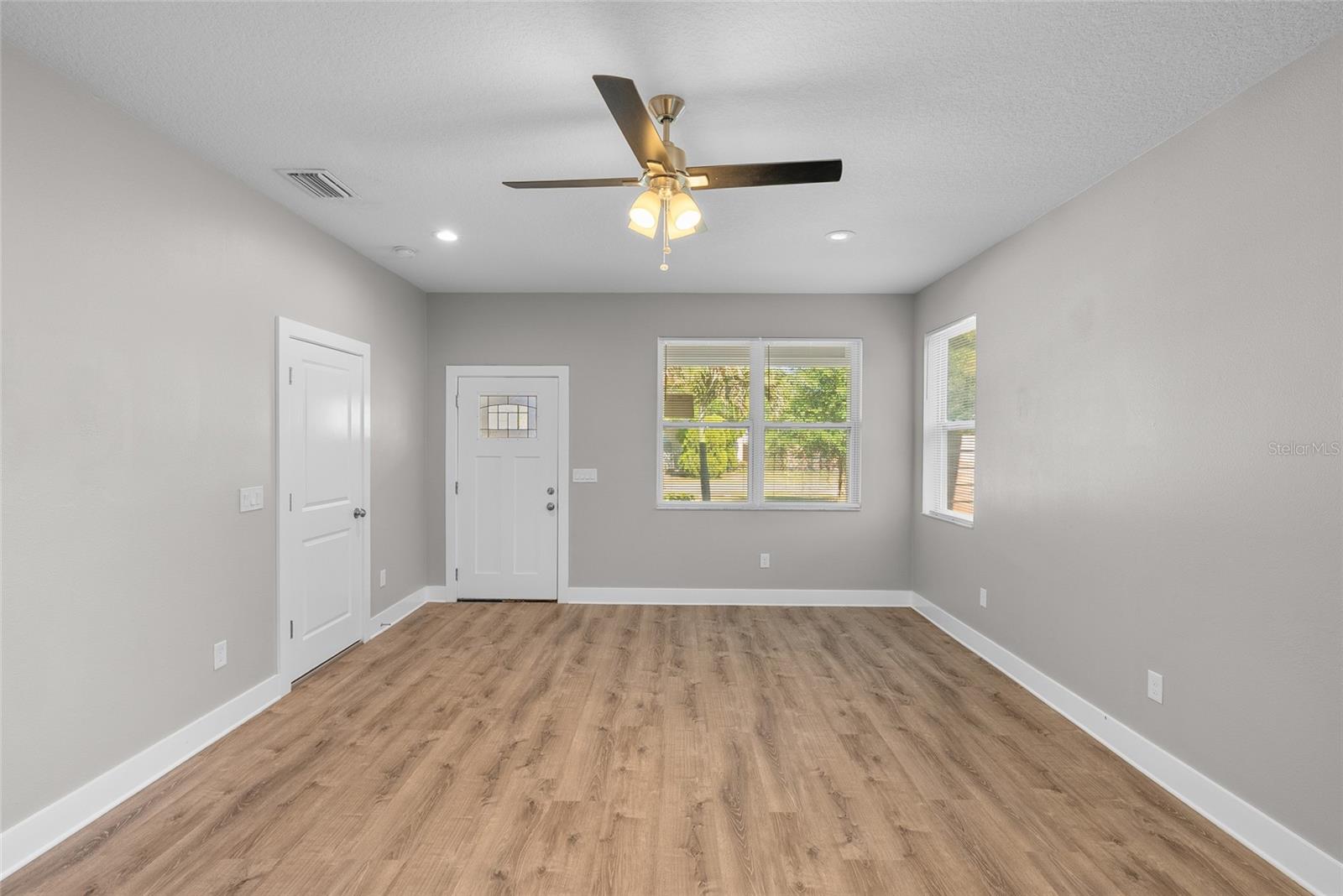WASHINGTON TERRACE - Residential