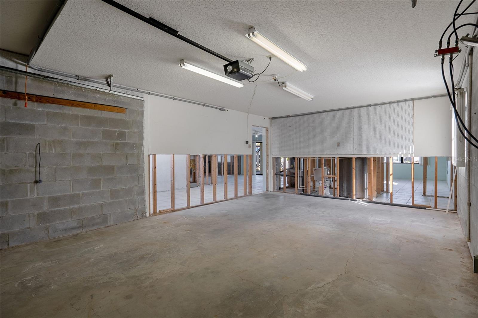 SEA PINES - Residential