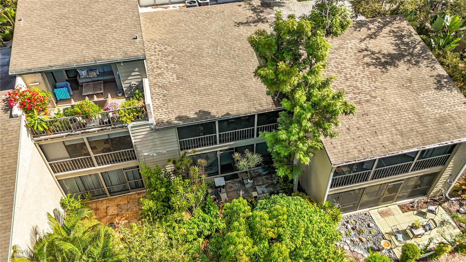 PELICAN COVE I - Residential