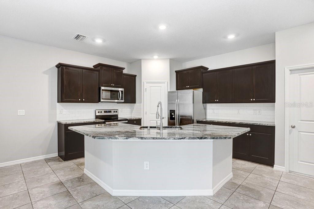 MIRADA PRCL 16-1 - Residential