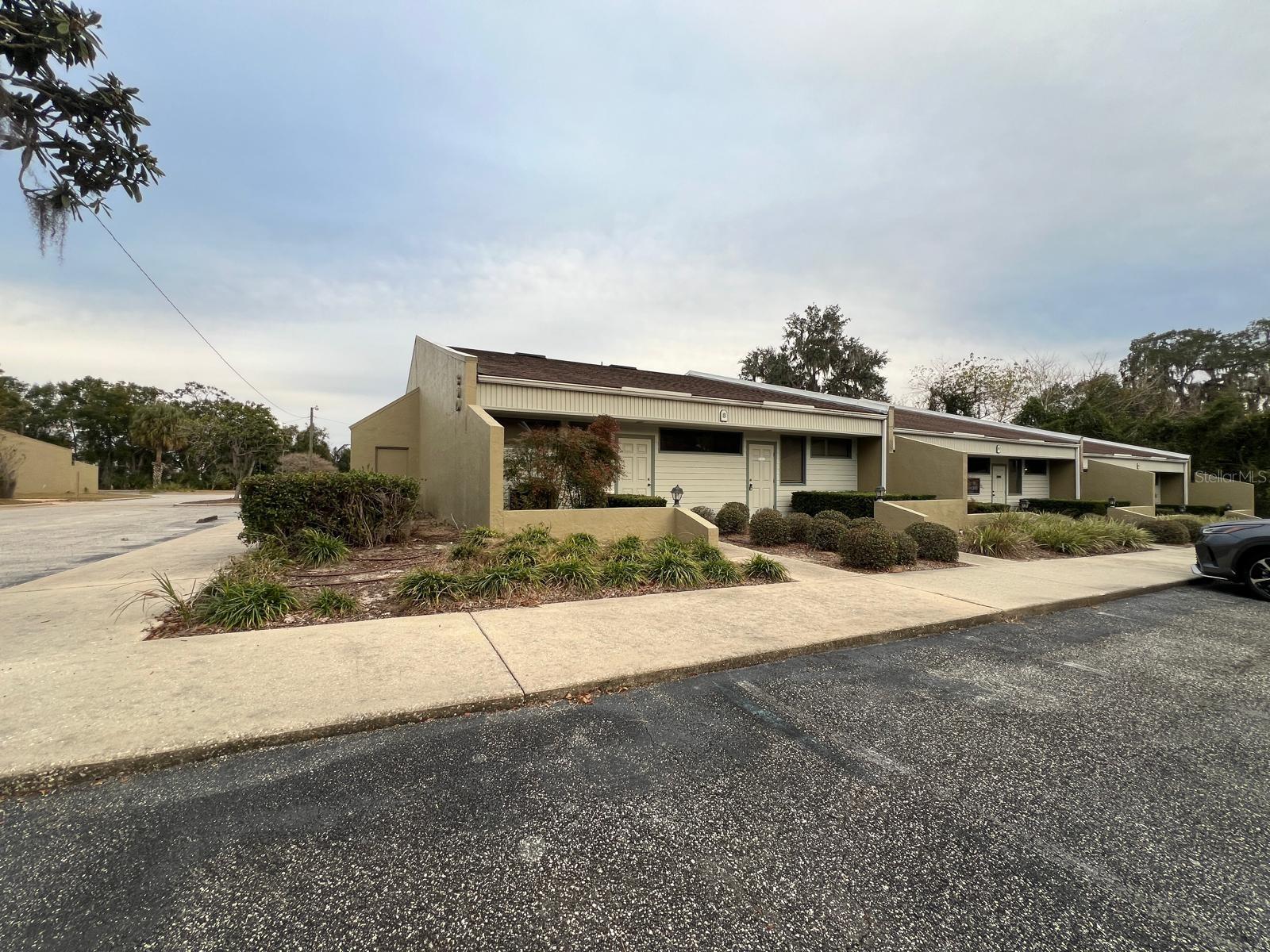 Class "A" Office Space Available for Lease – Prime Location in Ocala, FL Lease Rate: $2,000 per month (TripleNet) Description: Elevate your business with this exceptional Class "A" office space located in a professional plaza right off Highway 200/SWCollege Road in Ocala, FL. Perfectly suited for professional or medical office use, this space combines convenience, functionality, and style. Key Features: Prime Location: Centrally located near services, retail, and residential neighborhoods along Highway 200/SW College Rd. Spacious Layout: Large open work area adaptable as 4 private offices, with an 2 additional workspaces, waiting and reception area Ample Parking: Convenient and plentiful parking for employees and clients. Professional Setting: A modern, well-maintained plaza that enhances your business's image and accessibility. Whether you're expanding your practice or starting fresh, this space provides the flexibility and amenities to meet your needs.