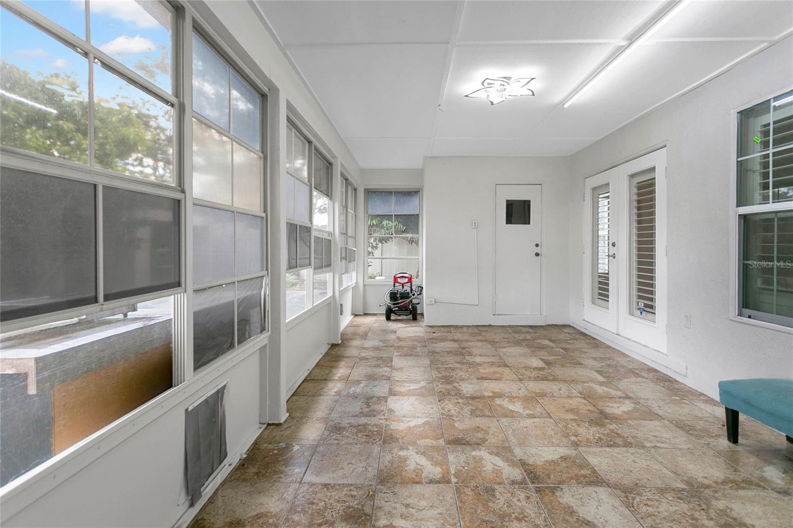 SILVER RIDGE PH 04 - Residential