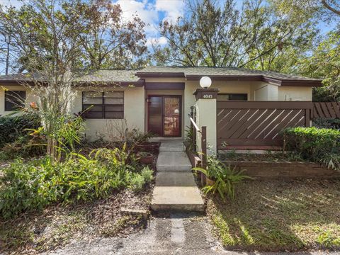 A home in PALM HARBOR