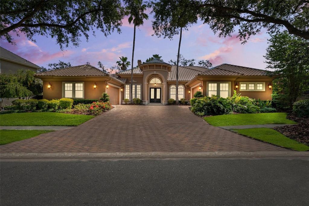 Photo of 15110 Kestrelglen Way, Lithia, FL 33547 (MLS # TB8389892)