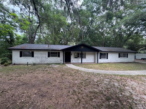 Photo of 1444 Chesapeake Drive, Odessa, FL 33556 (MLS # J1001690)