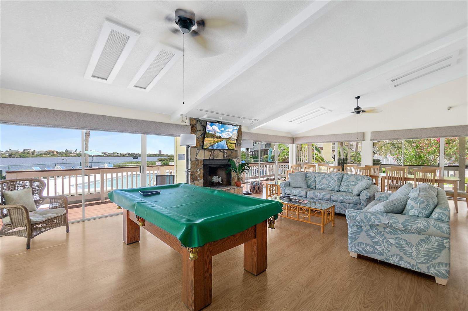 OCEAN CONDO PH III - Residential Lease