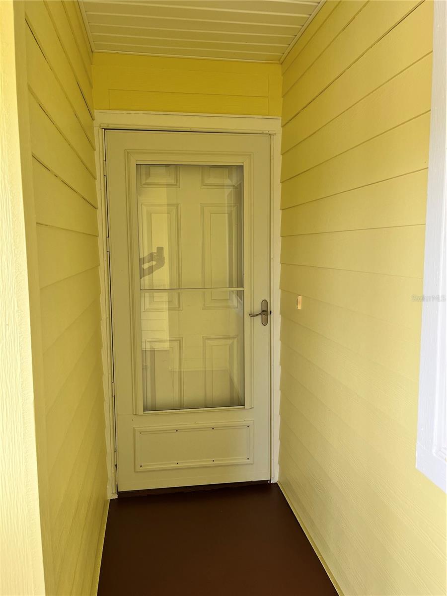 OCEAN CONDO PH III - Residential Lease