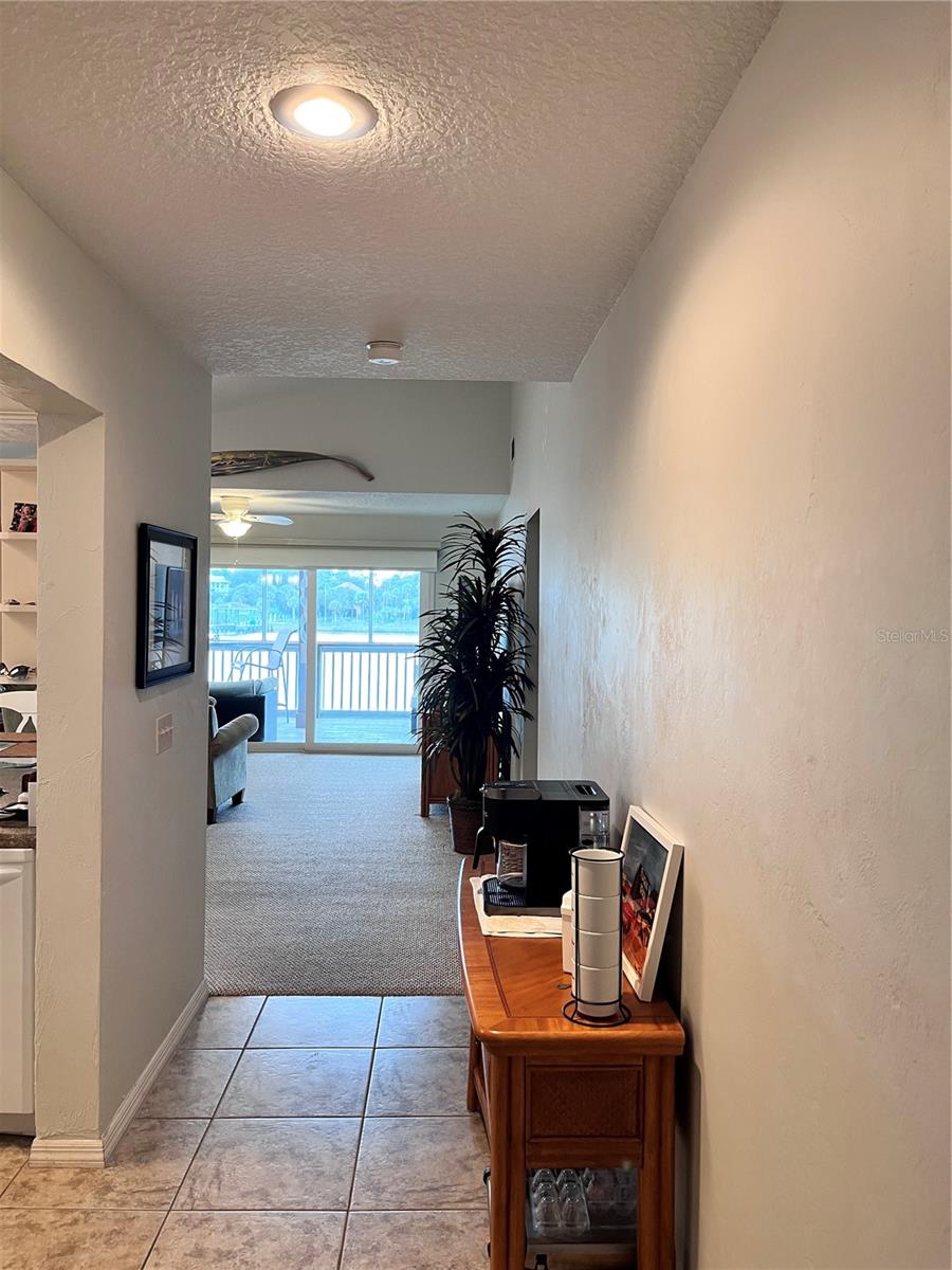 OCEAN CONDO PH III - Residential Lease