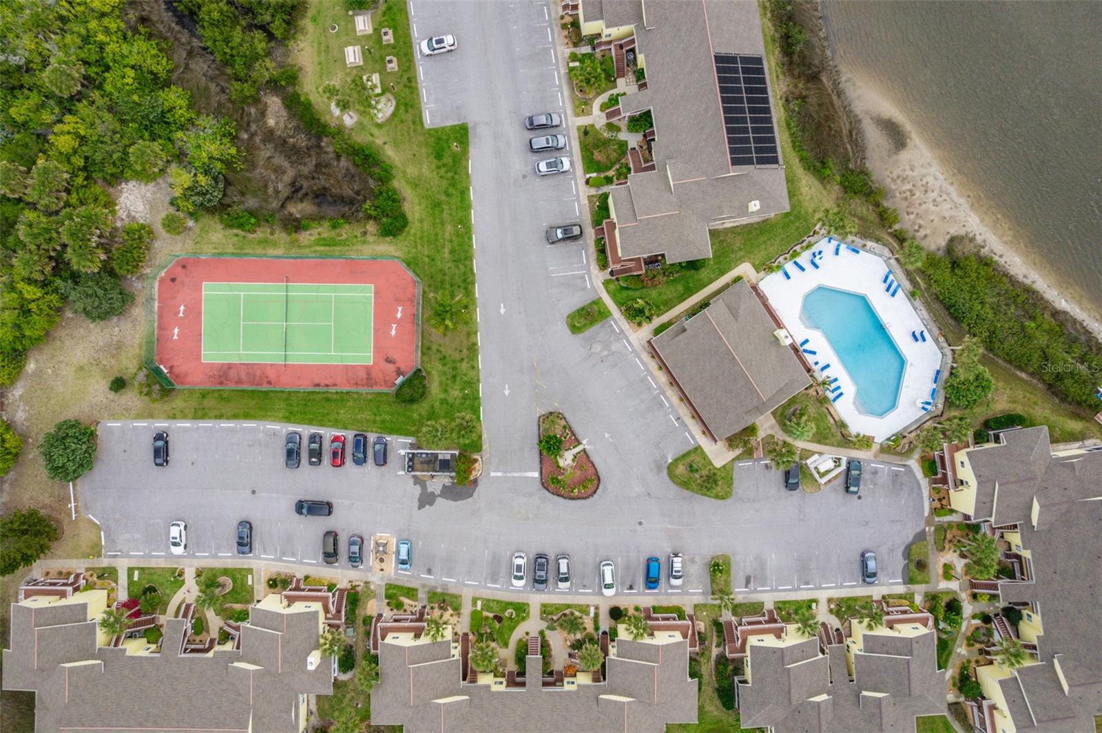 OCEAN CONDO PH III - Residential Lease