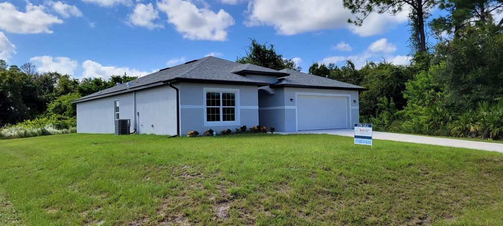 North Port FL 34288 Homes for Sale 73 Photo of 1035 Cragmont Avenue, North Port, FL 34288 (MLS # A4665104)