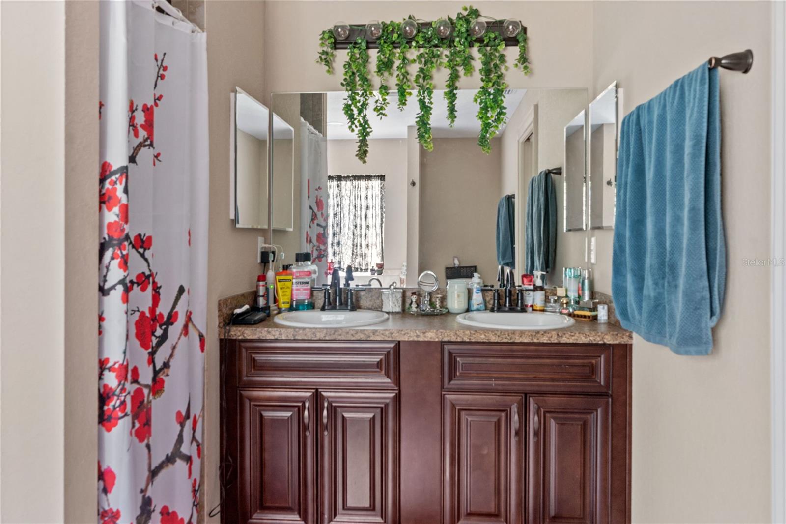 SILVER SPGS SHORES UN 31 - Residential