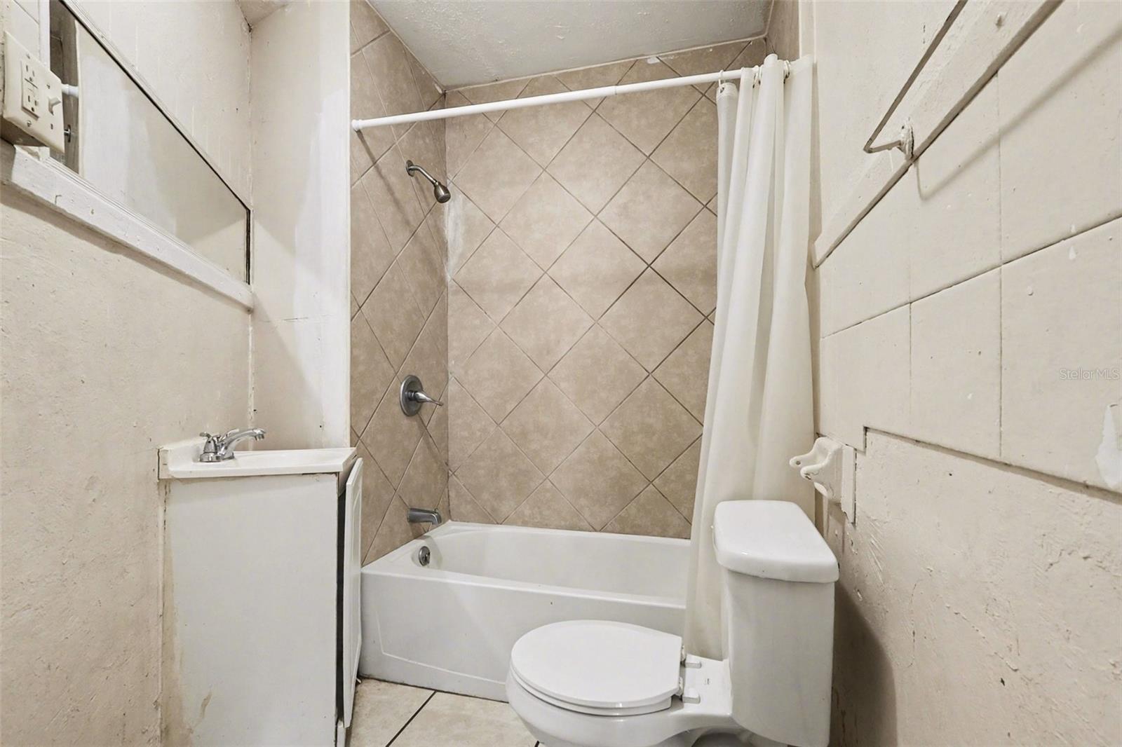 BAKERS SUB - Residential