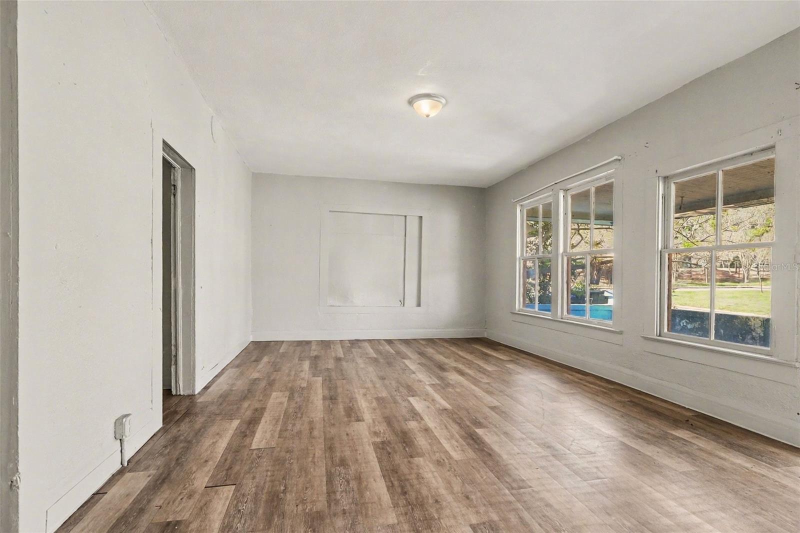 BAKERS SUB - Residential