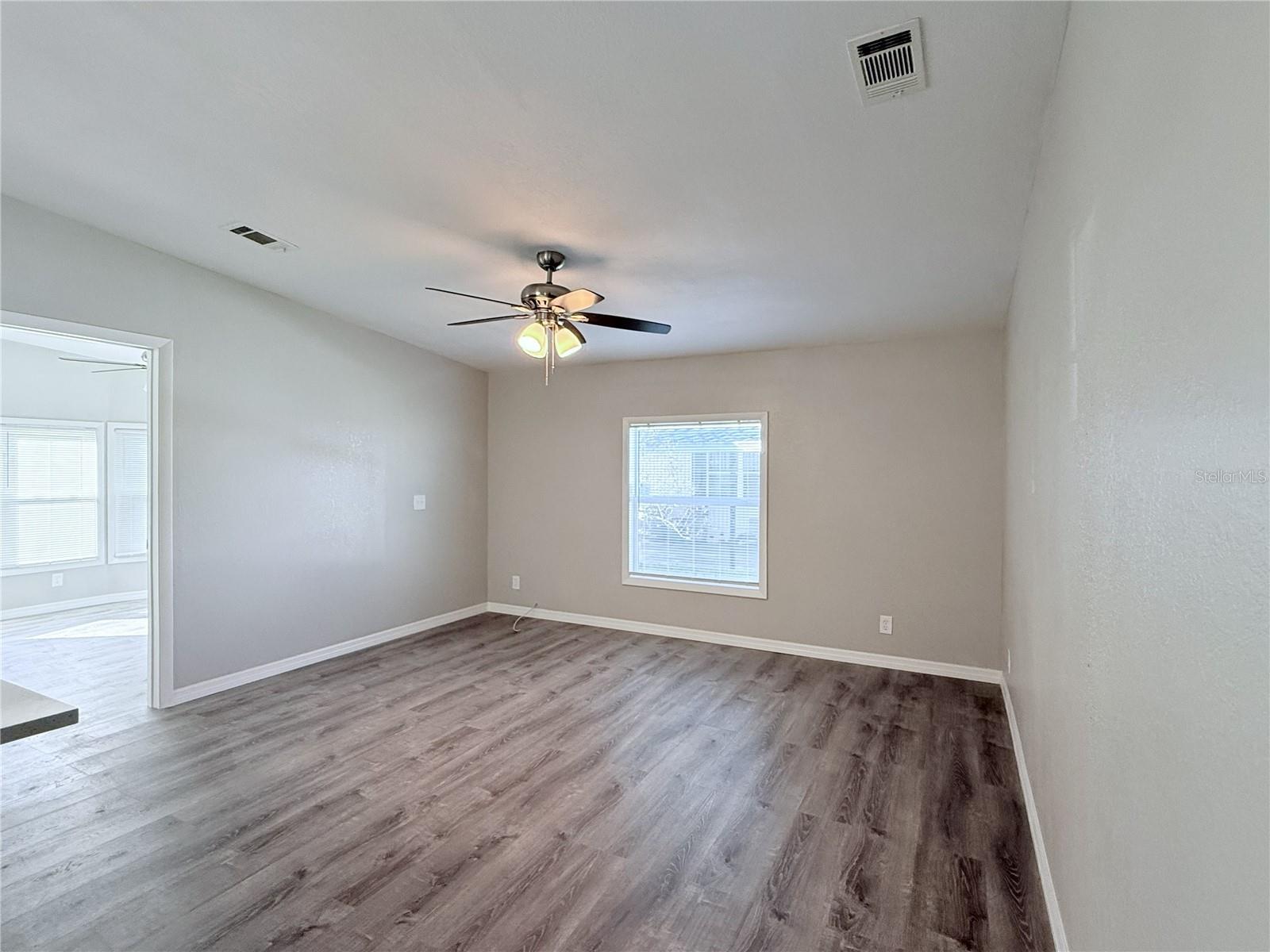 SANDALWOOD MOBILE HOME - Residential