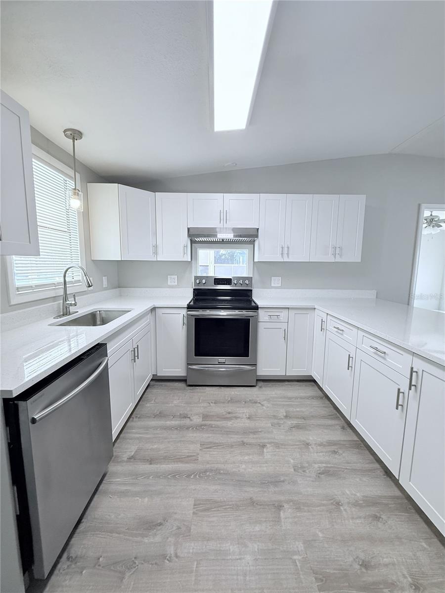 SANDALWOOD MOBILE HOME - Residential