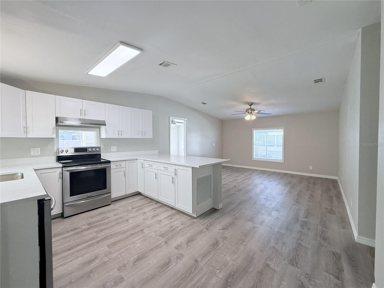 SANDALWOOD MOBILE HOME - Residential