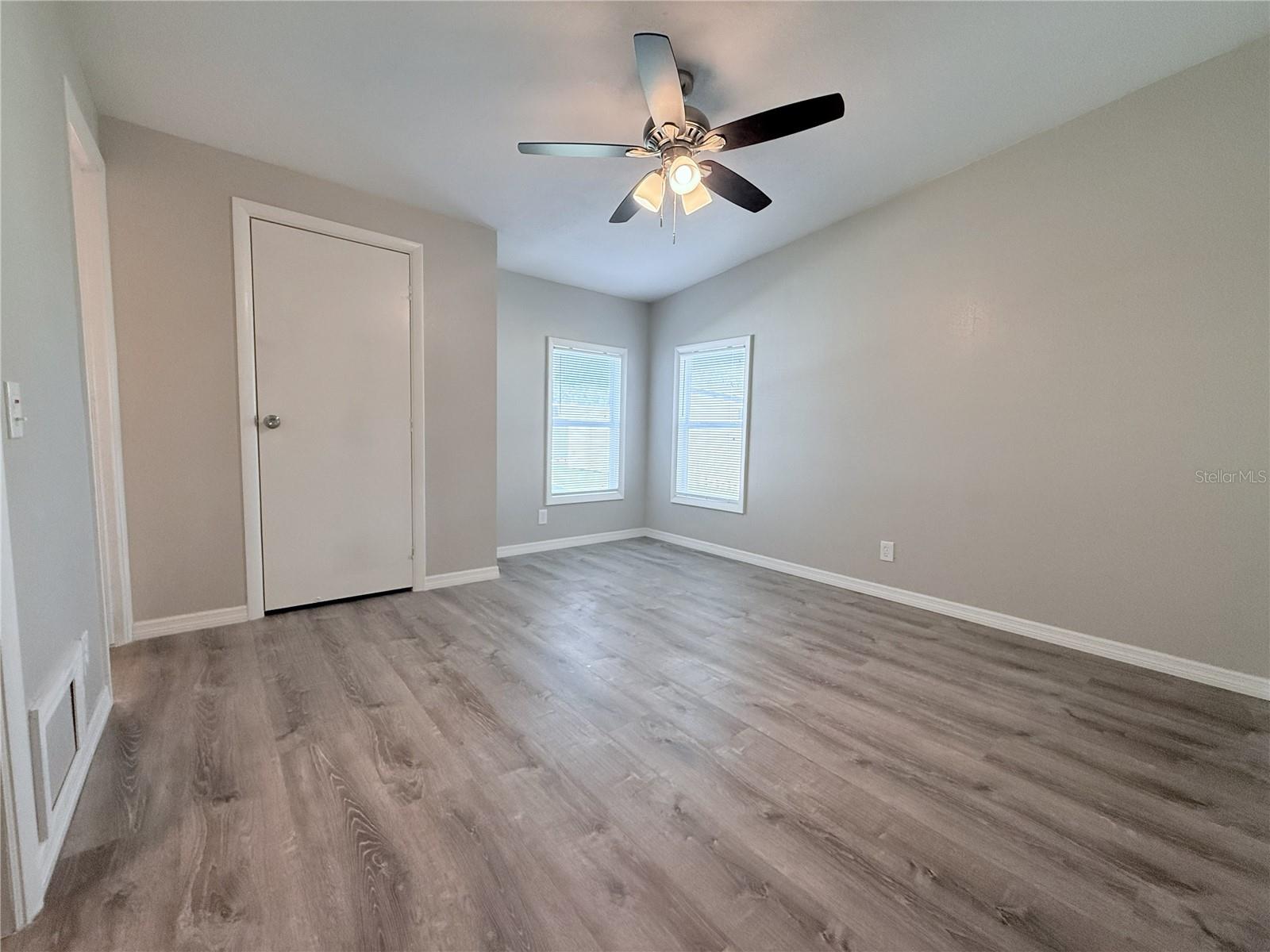 SANDALWOOD MOBILE HOME - Residential