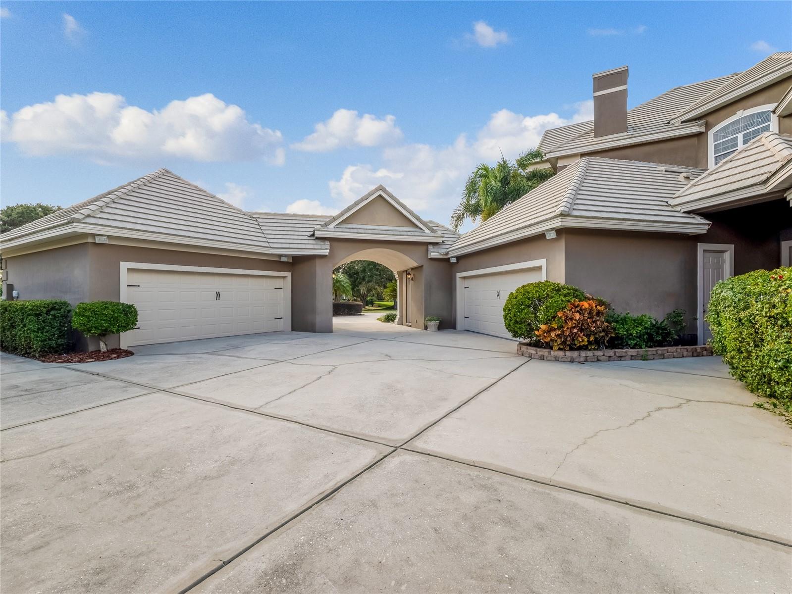 WYNDHAM AT LAKE WINTERSET - Residential