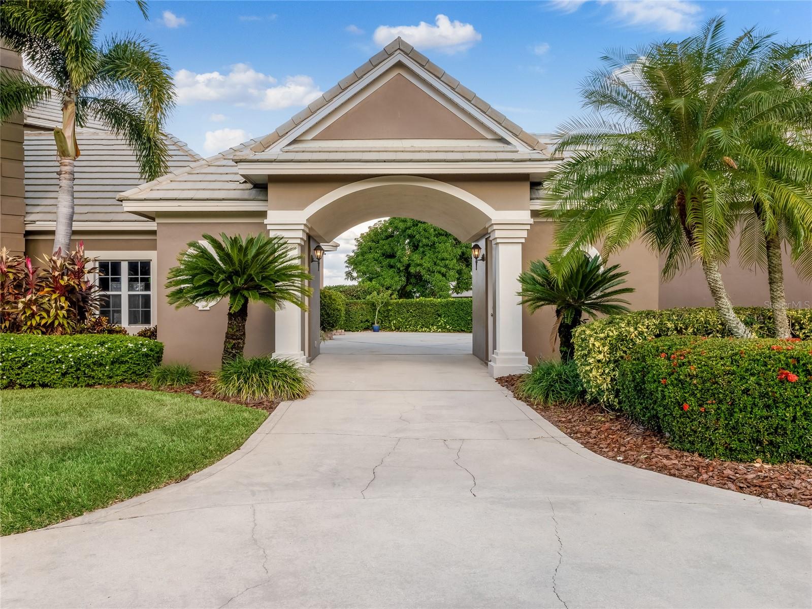 WYNDHAM AT LAKE WINTERSET - Residential