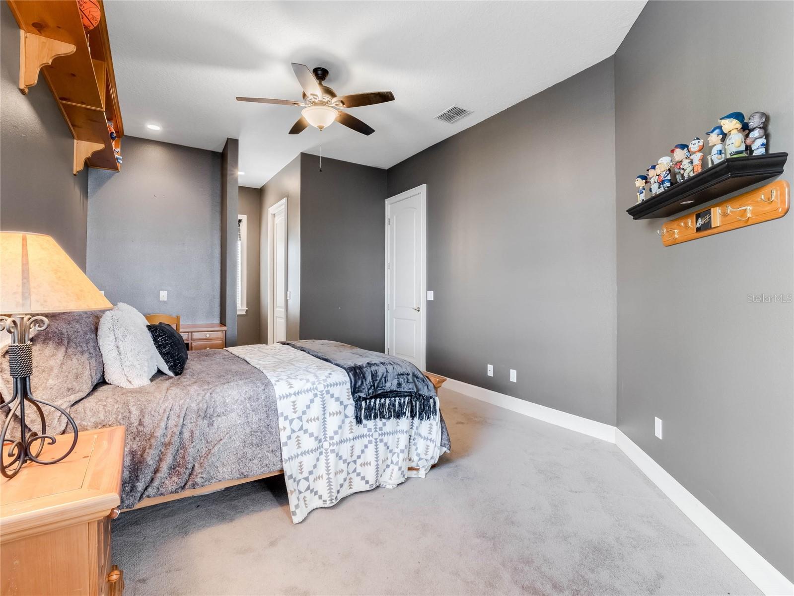 WYNDHAM AT LAKE WINTERSET - Residential