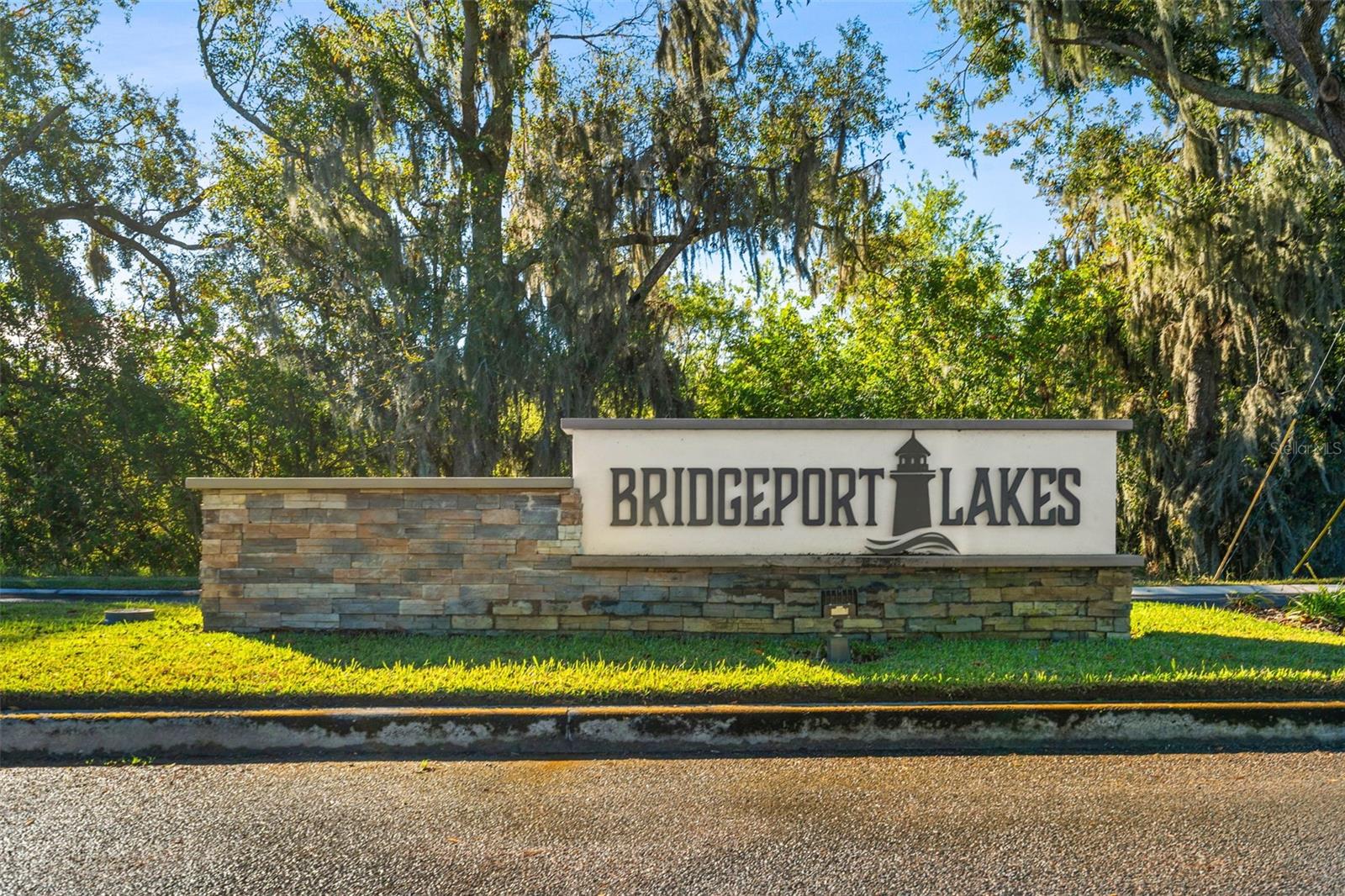 BRIDGEPORT LAKES PH THREE - Residential
