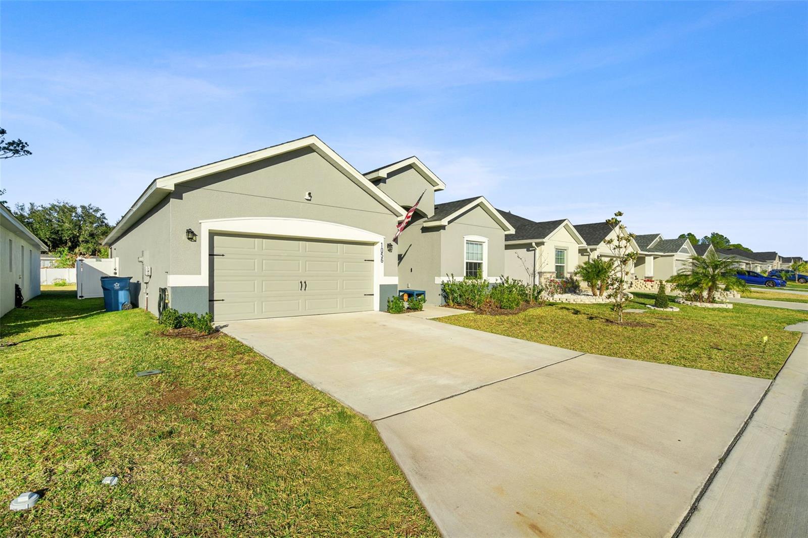 BRIDGEPORT LAKES PH THREE - Residential