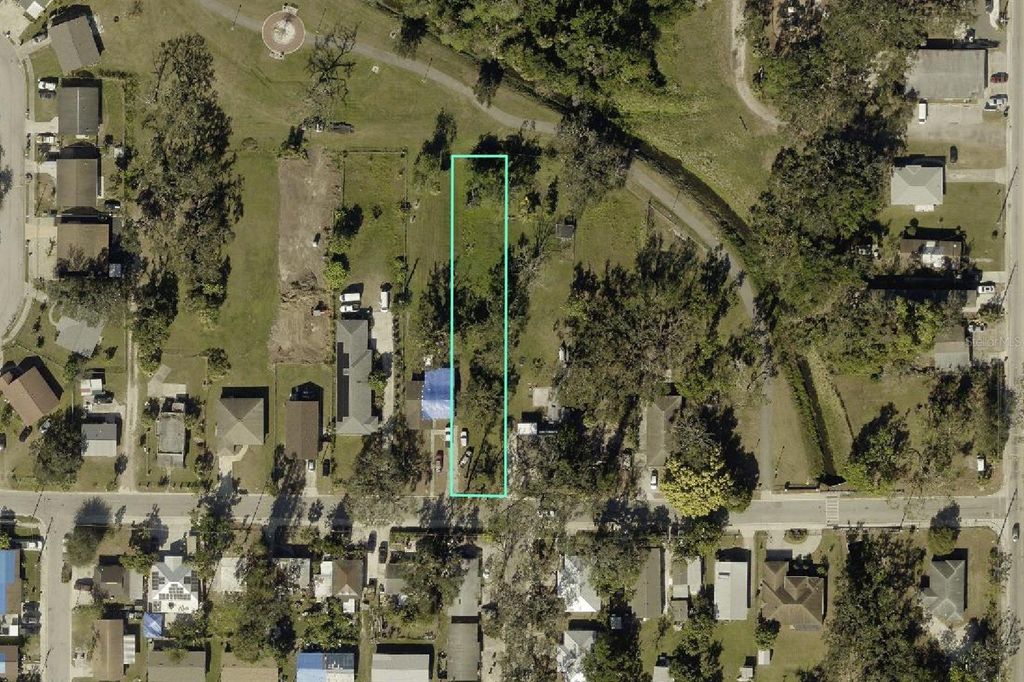 Photo of 302 12th Street W, Palmetto, FL 34221 (MLS # A4670426)