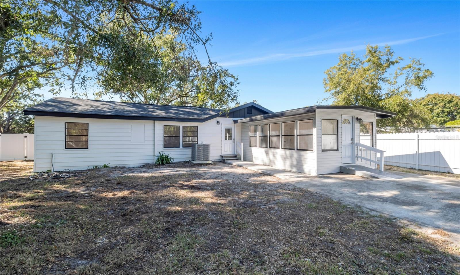 GIBSONS ALAFIA RIVER ESTATES - Residential