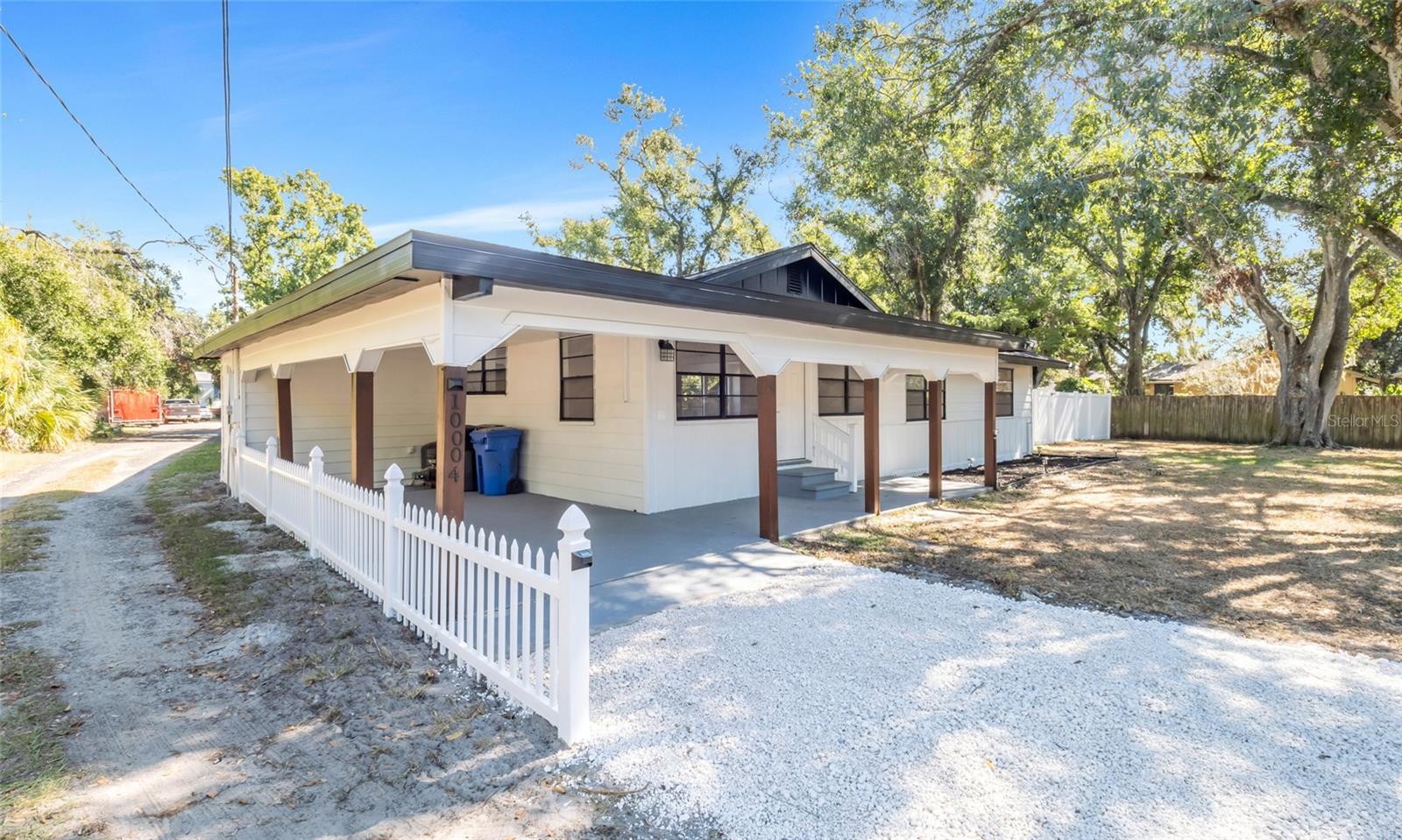 GIBSONS ALAFIA RIVER ESTATES - Residential