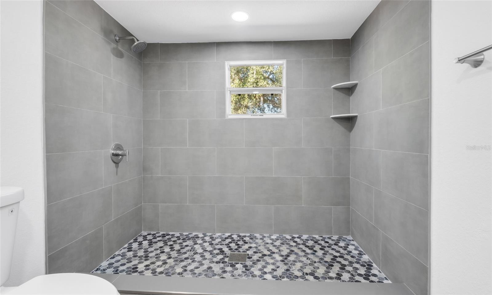 GIBSONS ALAFIA RIVER ESTATES - Residential