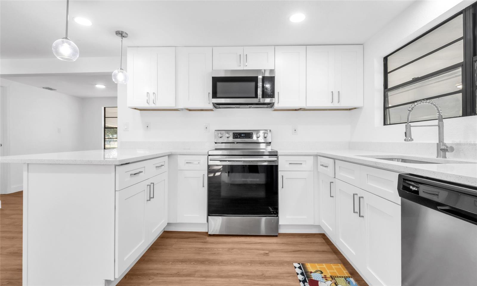 GIBSONS ALAFIA RIVER ESTATES - Residential