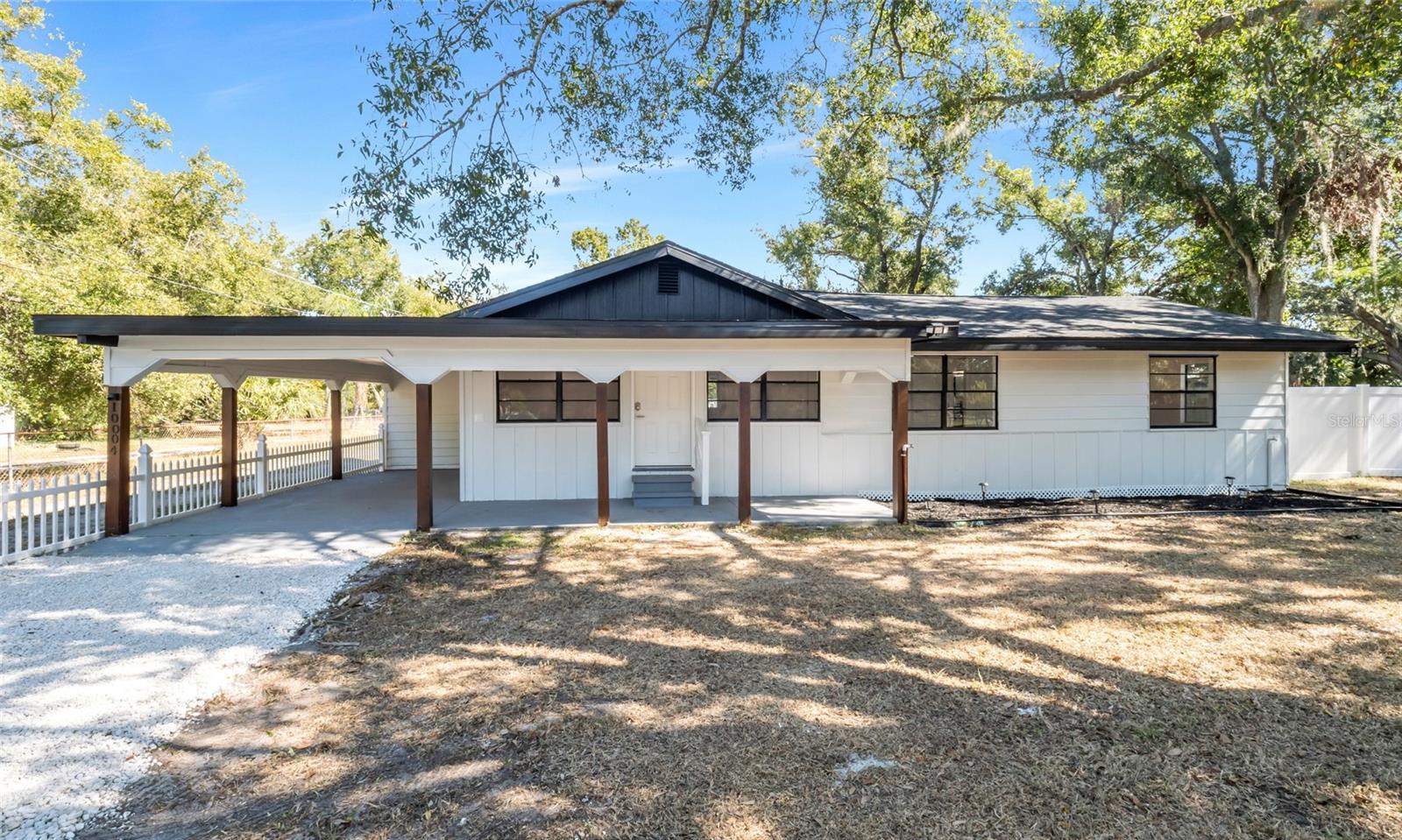 GIBSONS ALAFIA RIVER ESTATES - Residential