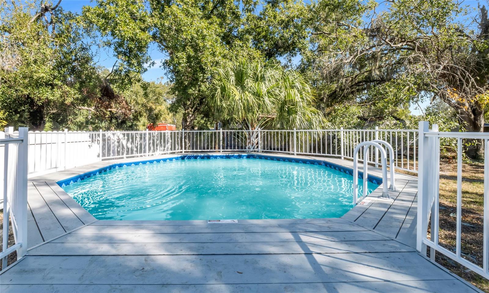 GIBSONS ALAFIA RIVER ESTATES - Residential