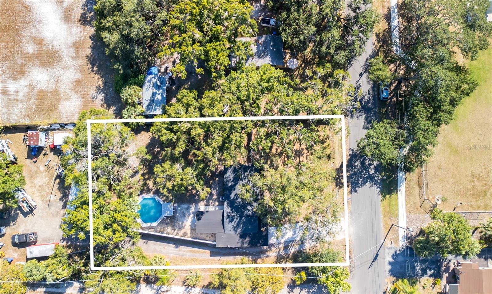 GIBSONS ALAFIA RIVER ESTATES - Residential