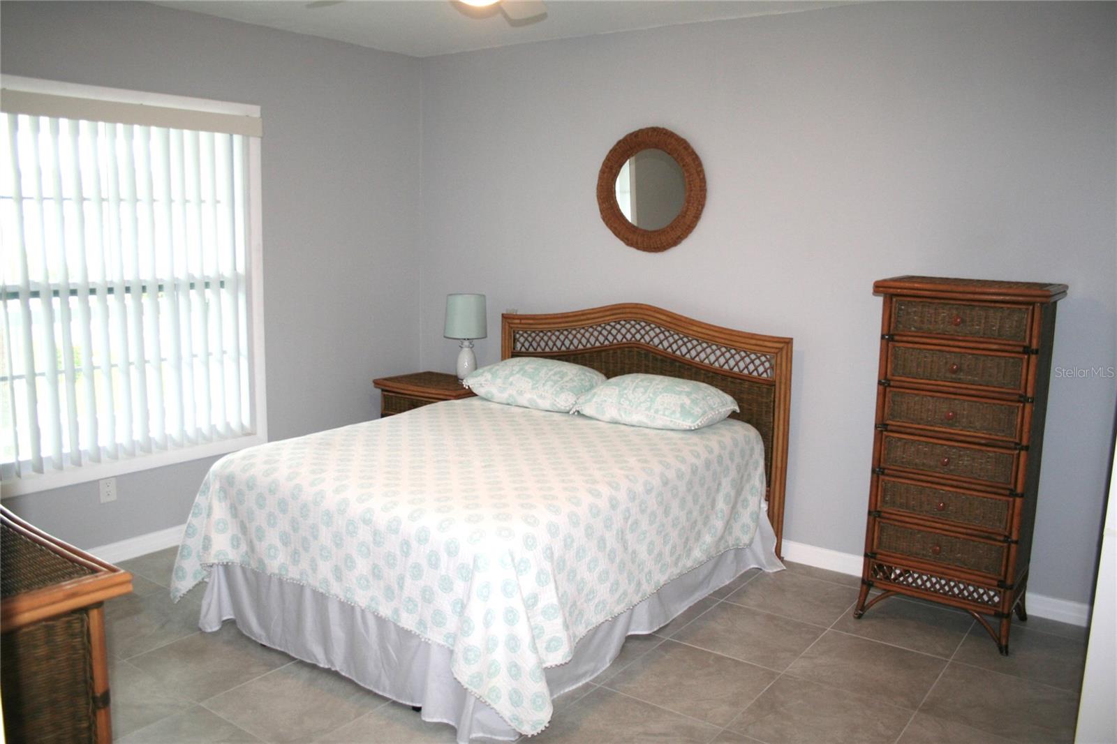 SUN KETCH CONDO - Residential Lease