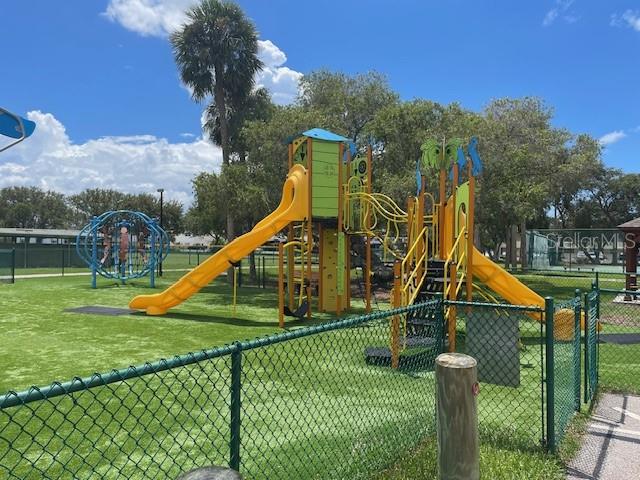 SUN KETCH CONDO - Residential Lease