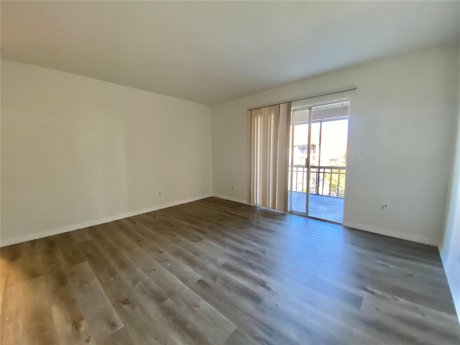 6519 W NEWBERRY ROAD 1211