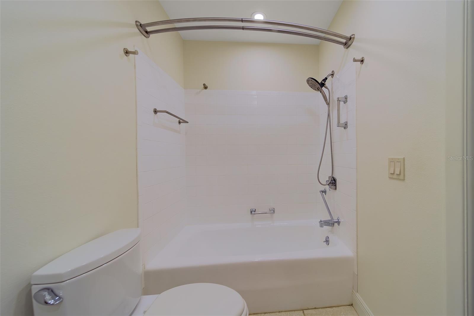 BOCA CIEGA POINT EAST - Residential Lease