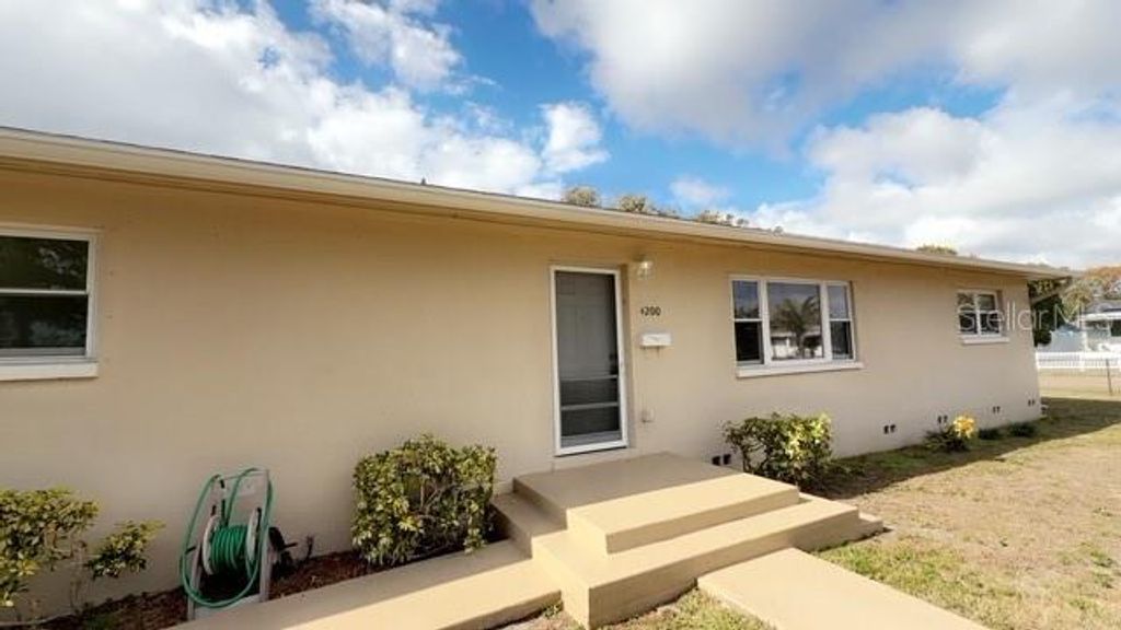 Photo of 4200 4th Avenue S, St Petersburg, FL 33711 (MLS # C7519818)