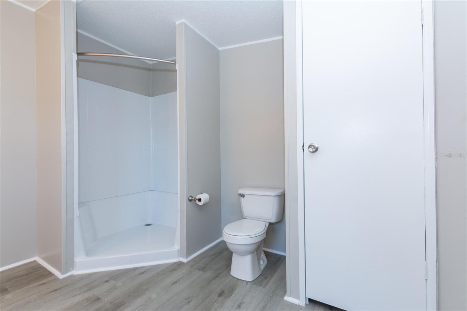 MOON LAKE ESTATES - Residential